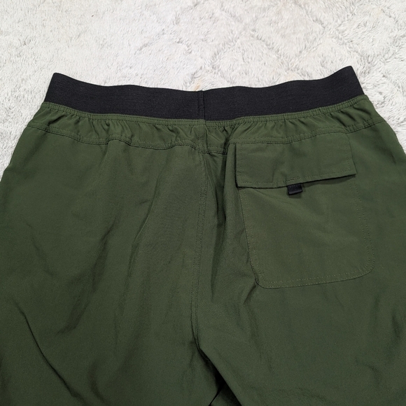 Prana Shorts Mens L Green Lightweight Performance Hike Trail Run 8” - Picture 7 of 7
